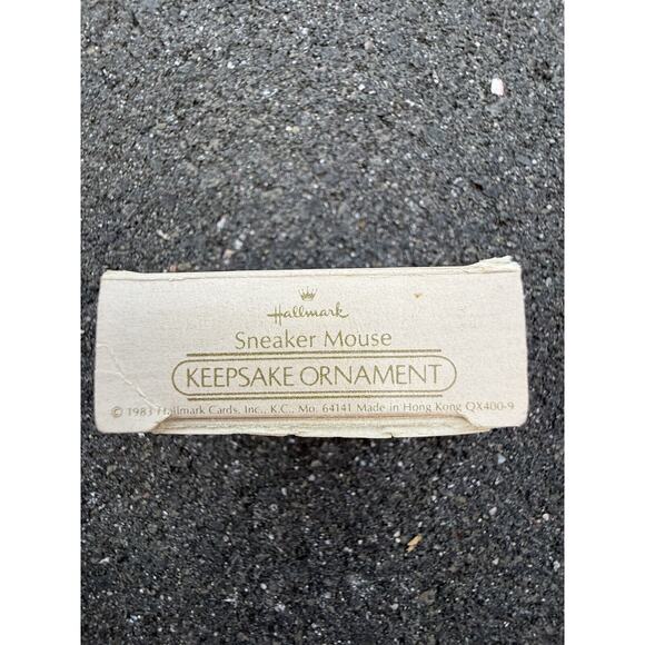 1983 Sneaker Mouse Hallmark Keepsake Ornament in Box Jogger Runner Walker - Picture 5 of 6